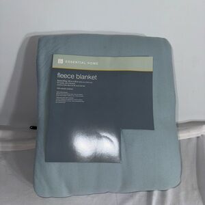 ESSENTIAL HOME Fleece Blanket Twin/Full Size